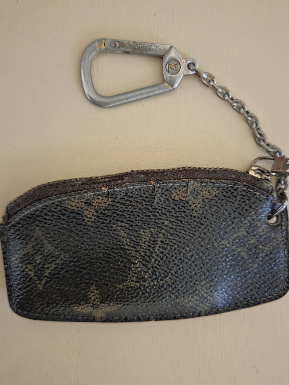 Authentic Louis Vuitton Vintage Monogram Key Pouch, Etu  Pochette Clés Vintage